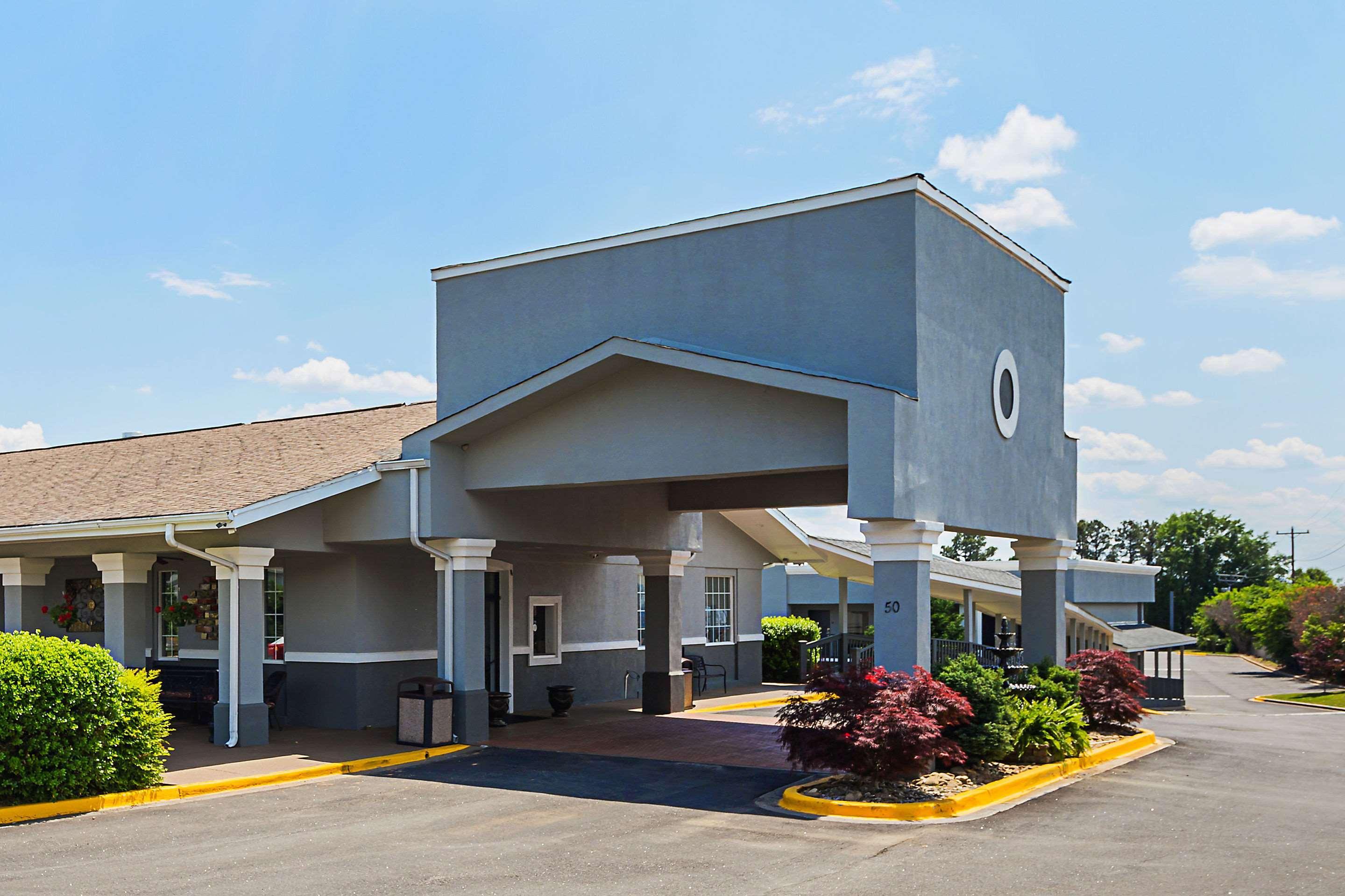 Quality Inn & Suites Greenville - Haywood Mall Dış mekan fotoğraf