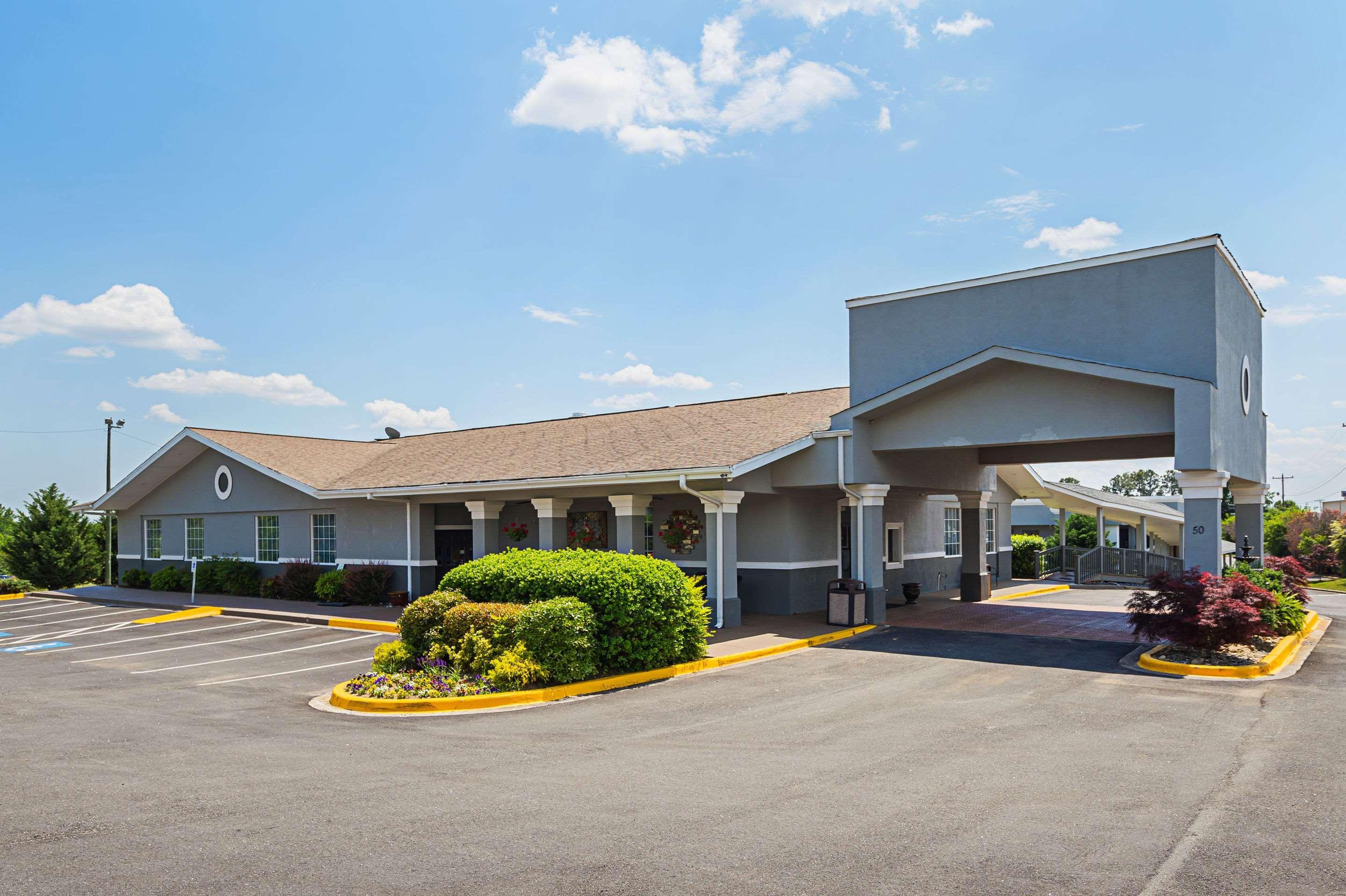 Quality Inn & Suites Greenville - Haywood Mall Dış mekan fotoğraf