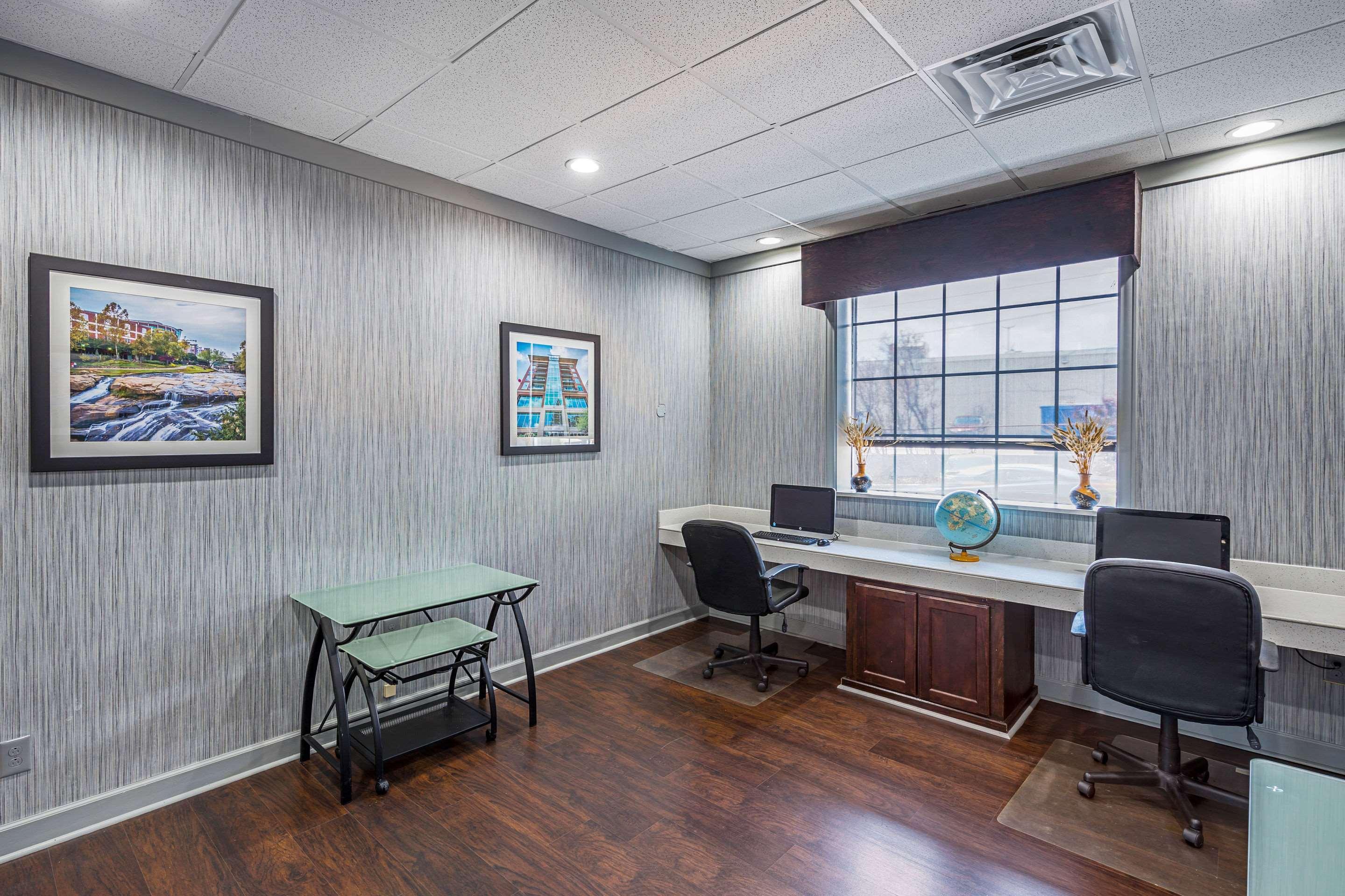 Quality Inn & Suites Greenville - Haywood Mall Dış mekan fotoğraf